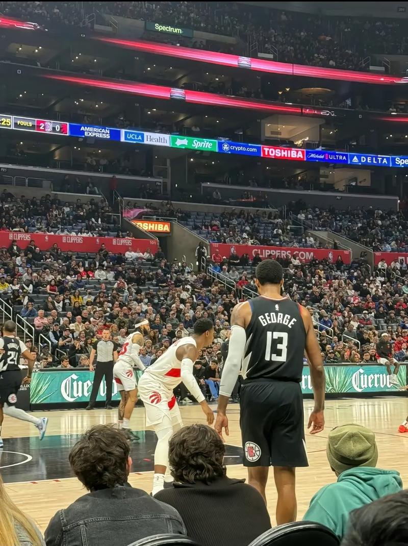 要放弃萨林杰了？广东内线护框成最大隐患，杜锋有望签下第五外援