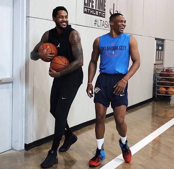 欧冠-萨拉赫破门埃利奥特建功 利物浦2-1里尔