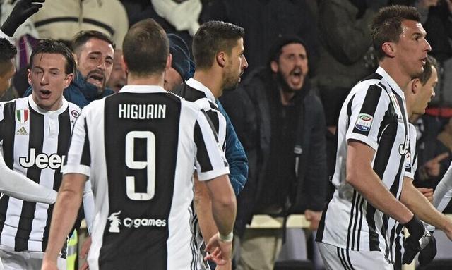 巴特罗·科隆达成 247 胜，超越马丁内斯成为拉美胜投王