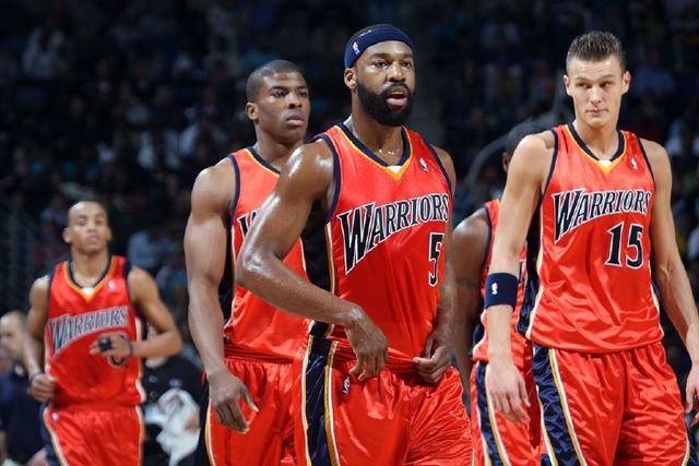 美媒：76人在恩比德伤病报告上已被罚款42.5万美元